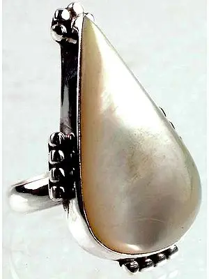 Tear Drop Shell Ring