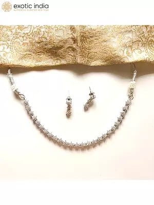 White Metal Jewelry Set With Earrings