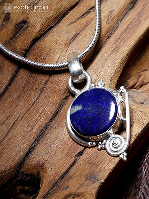 Sterling Silver Pendant with Circular Shape Lapis Lazuli Gemstone