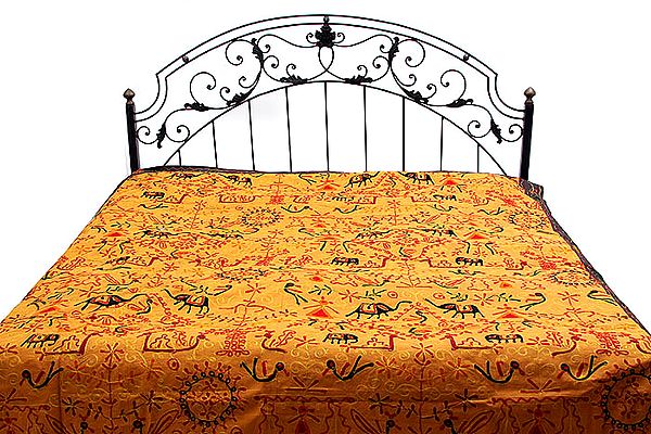 Amber Gujarati Bedspread with All-Over Thread Work