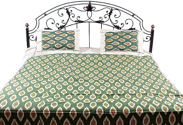 Green Bedspread with Ikat Weave Hand-Woven in Pochampally