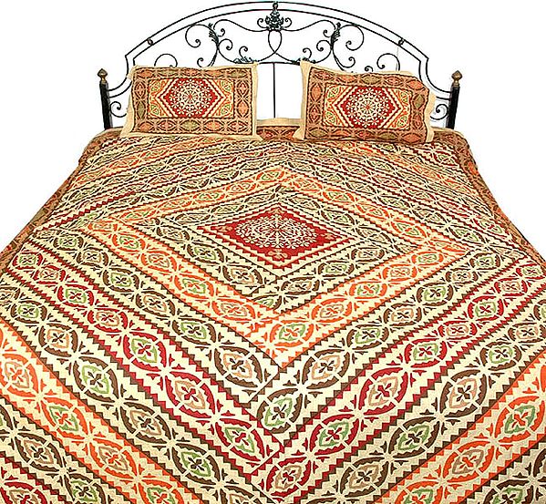 Beige Stonewash Bedspread with Multi-Color Print