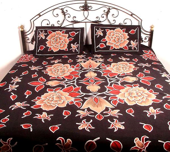 Black Floral Bedspread with Cushion Covers