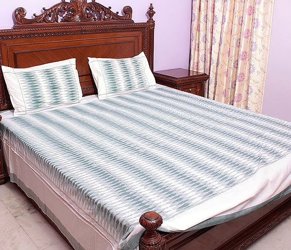 Chic-White and Green Bedspread with Ikat Weave Hand-Woven in Pochampally