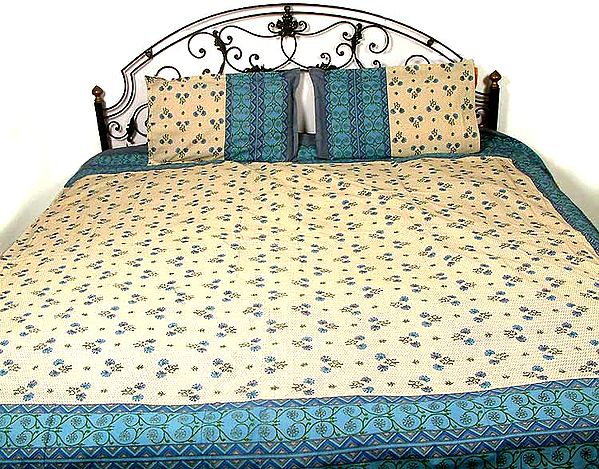 Cream Bedspread with Floral Print