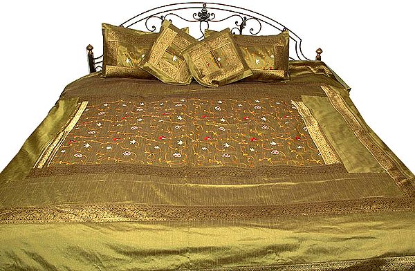 Henna-Green Bedcover with All-Over Embroidered Flowers and Zari Border