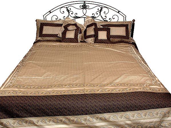 Ivory and Black Paisley Banarasi Bedcover with Tanchoi Weave