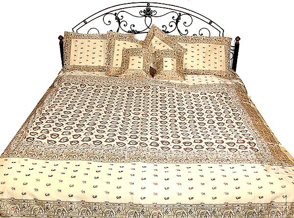 Ivory Banarasi Bedcover Woven by Hand with Elephants and Peacocks