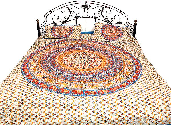 Ivory Bedspread with Printed Camels
