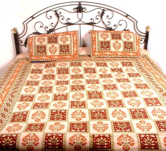 Printed Tassled Bedspread with Cushion Covers