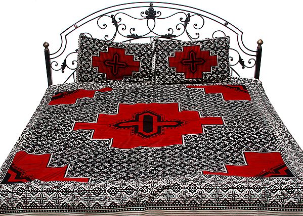 Red and Black Bedspread from Pilkhuwa with Floral Print