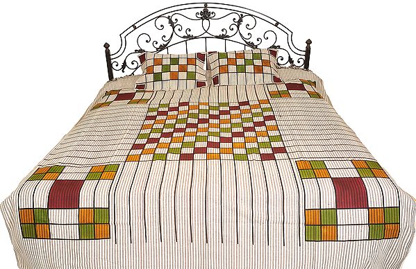 Gray Bedspread from Pilkhuwa with Printed Checks and Stripes