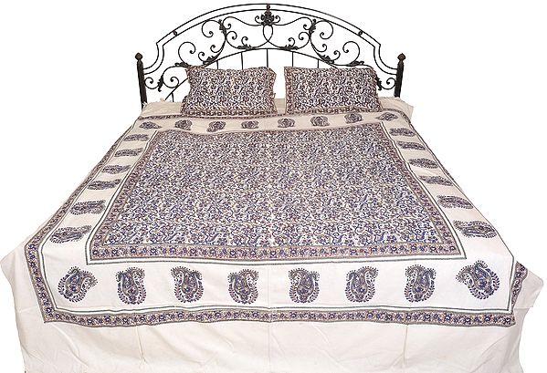 White and Blue Bedspread from Pilkhuwa with Floral Print