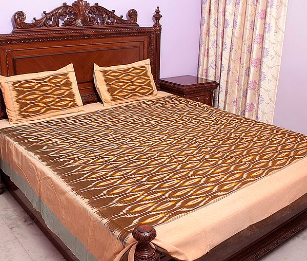 Kangaroo-Brown Bedspread with Ikat Weave Hand-Woven in Pochampally
