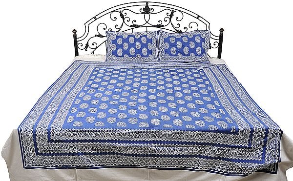 Bedspread from Pilkhuwa with Printed Paisleys