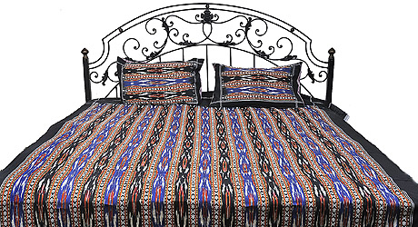 Bedspread with Ikat Weave Hand-Woven in Pochampally