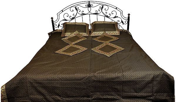 Seven-Piece Tanchoi Banarasi Bedspread with Woven Paisleys and Brocaded Border