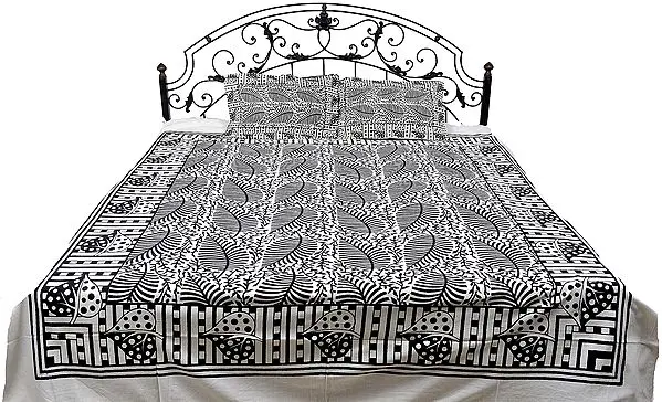 Bedspread from Pilkhuwa with Block Printed Leaves