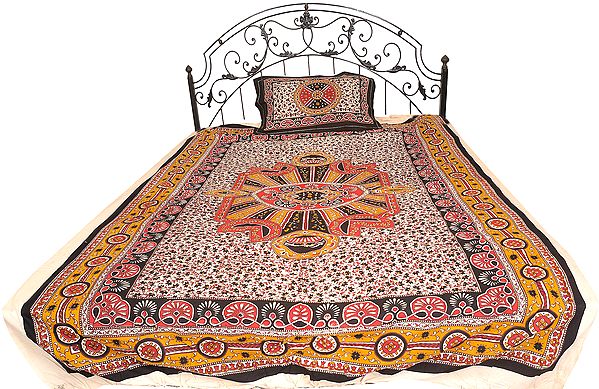 Pearled-Ivory Single-Bed Bedspread from Pilkhuwa with Jamawar Print