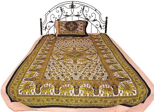 Cream and Green Single-Bed Bedspread from Pilkhuwa with Floral Print and Elephants