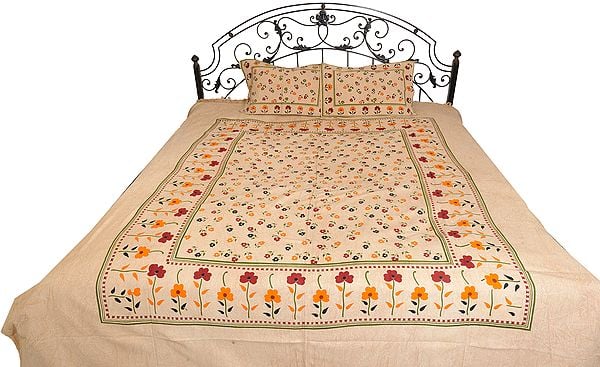 Shifting-Sand Bedsheet from Pilkhuwa with Printed Flowers