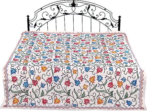 Pearled-Ivory Bedspread from Kashmir with Ari-Embroidered Leaves In Multicolor Thread