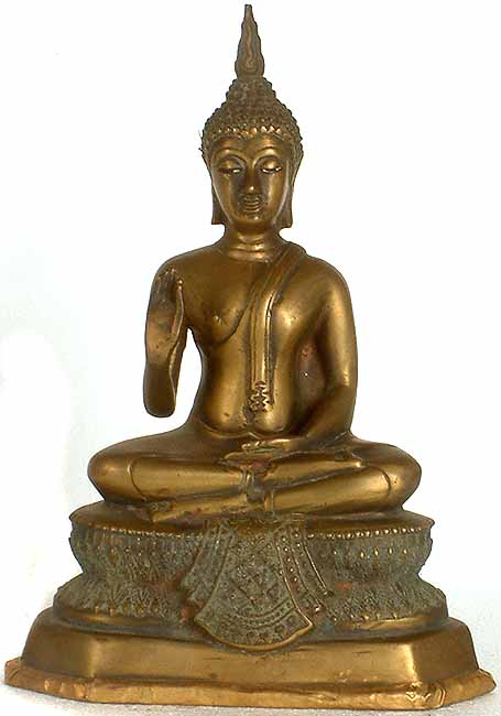 Blessing Thai Buddha