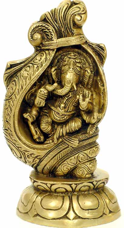 Ganesha in Conch