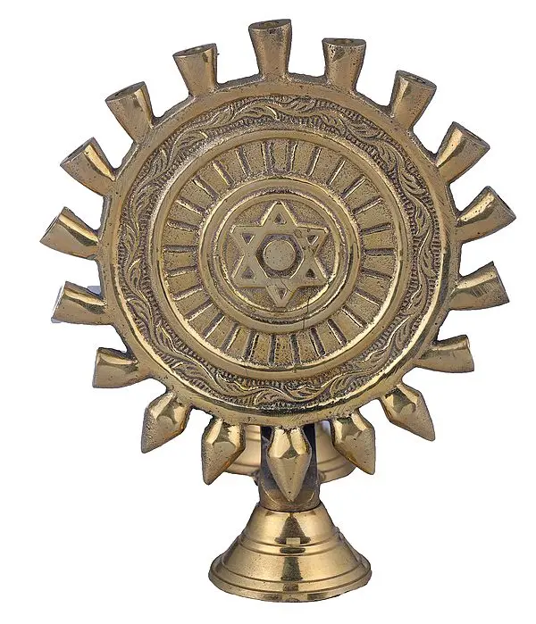 Chakra Handheld Aarti