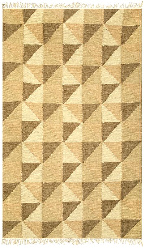 Mojave-Dessert Carpet with Blocks Knotted in Self