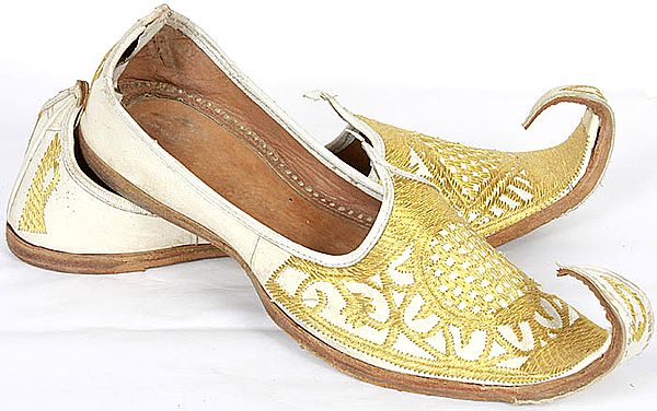 Ivory and Golden Sindhi Jooti for Men