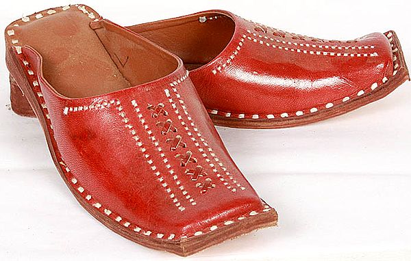 Cherry Slip-on Shoes for Men with Threadwork