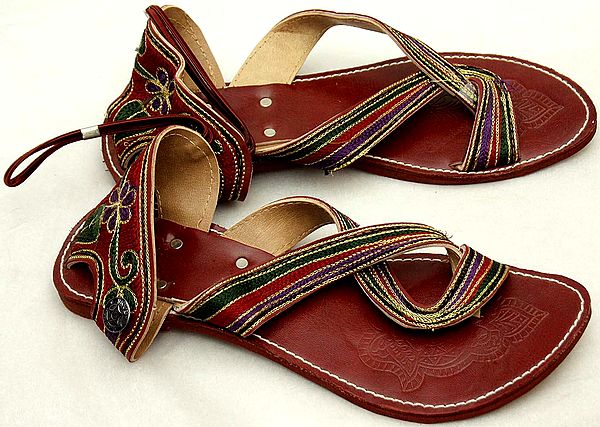 Tri-color Flat Sandals with Threadwork