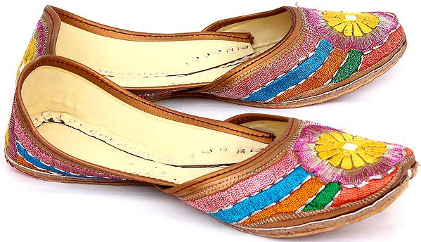 Multi-color Embroidered Mojaris with Mirror