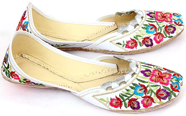 White Mojaris with Embroidered Flowers in Multi-color Thread