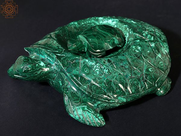 Mother Turtle with her Hatchling (Made of Malachite Stone)