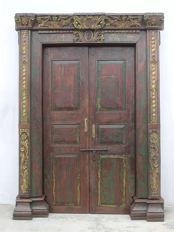 86" Large Traditional Wood Door And Flower Design In Border