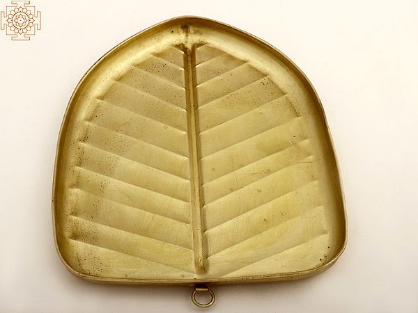 Brass Banana Leaf Shaped Plate