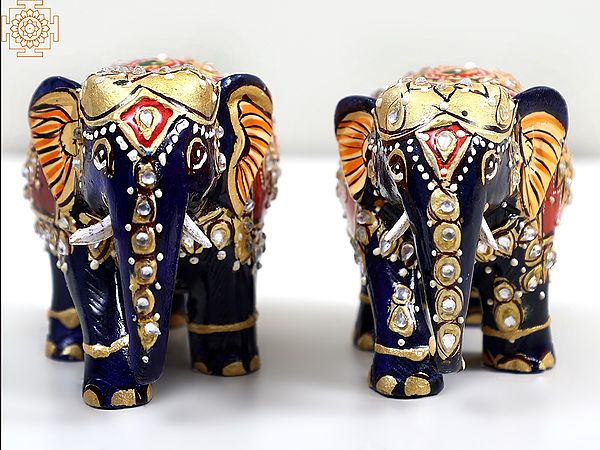 2" Small Pair of Elephants in Wooden