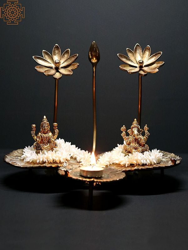 12" Brass Lotus Flowers and Bud Stylized Stand