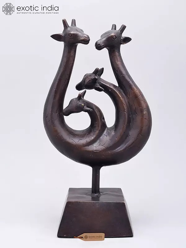 Graceful Giraffe Sculpture | Solid Brass Table Decor