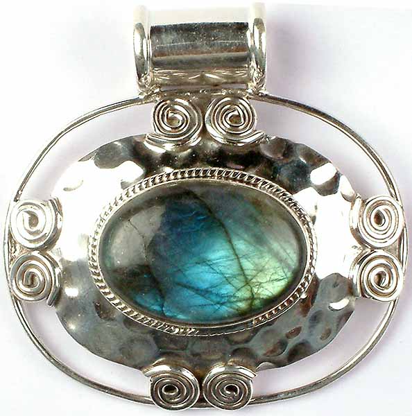 Labradorite Pendant