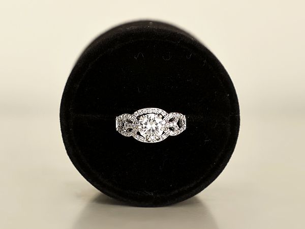 Stylish Shiny Cubic Zirconia Ring