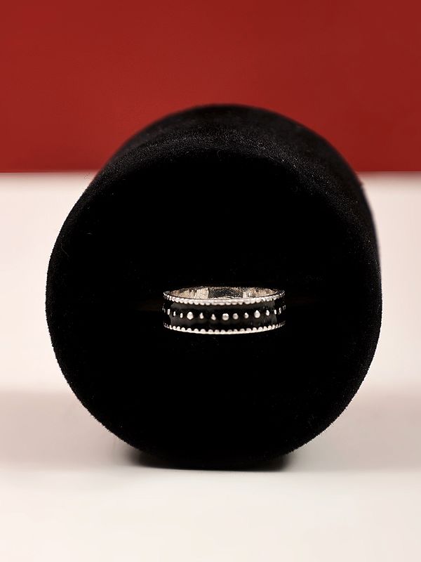 Stylish Black Sterling Silver Ring