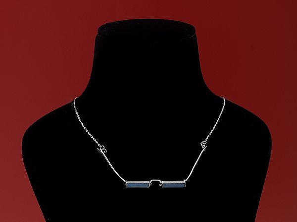 Narrow Rectangular Sunglasses Design Sterling Silver Necklace