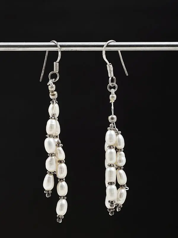 Pearl Dangle Earring