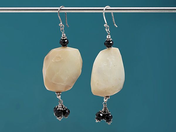 Prehnite Stone Earring with Faceted Black Onyx