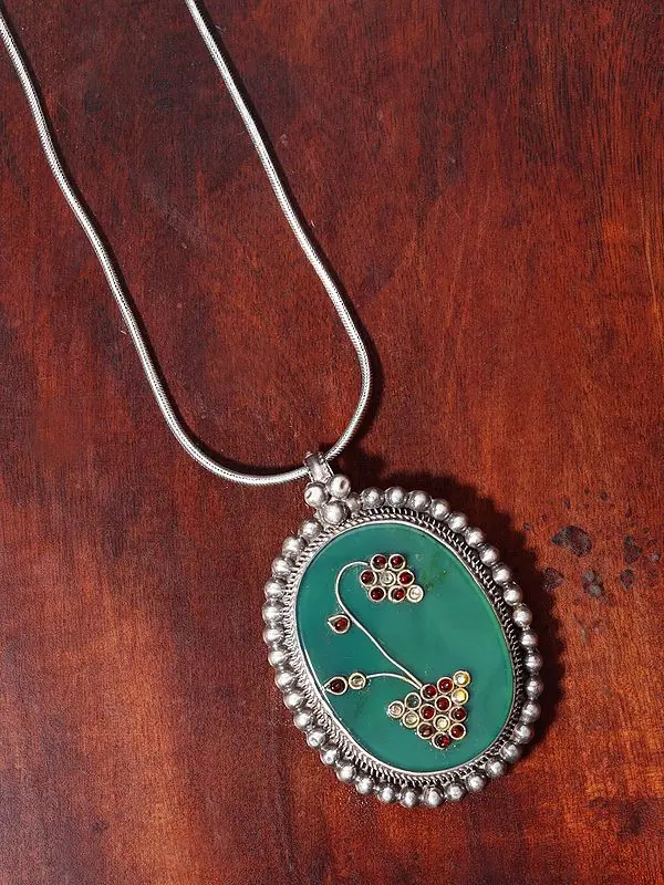 Green Chalcedony Box Pendant