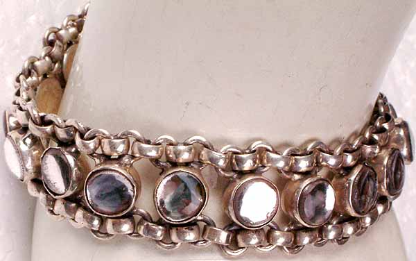 Link Bracelet with Glass