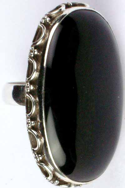 Oval Ring of Black Onyx
